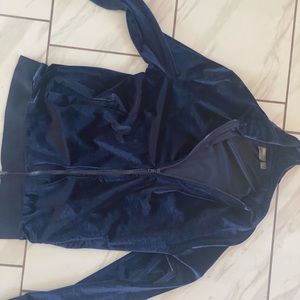 ASOS TWO PIECE SWEATPANTS AND SWEATER SIZE SMALL